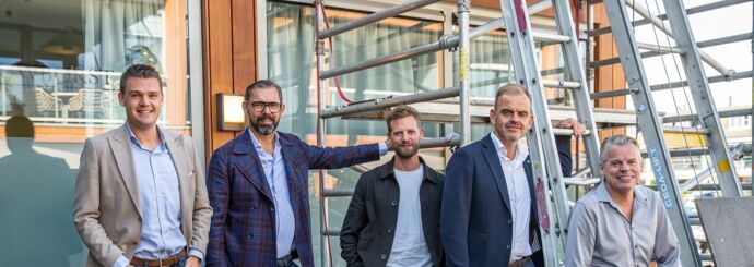 Hero_LG_rond de tafel.jpg